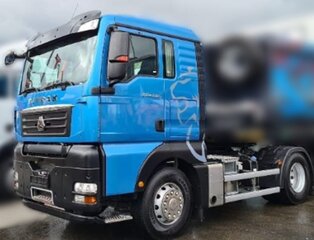 Строительный тягач SITRAK C7H 4×2