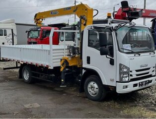 Бортовой Isuzu с КМУ XCMG SQS68-3