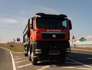 САМОСВАЛ SITRAK C7H 8x4 35 куб.м 540 МКПП, R24