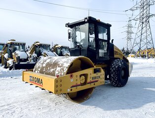 Грунтовый каток XGMA XG612H